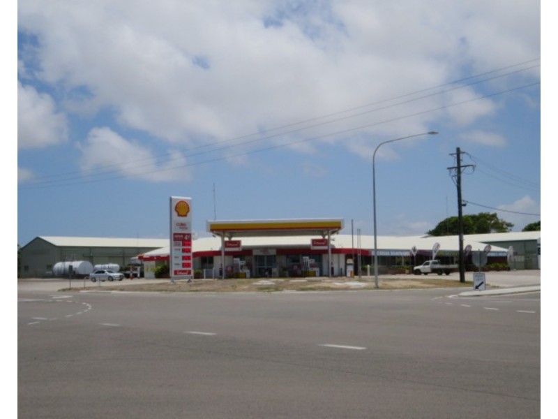 19081 Bruce Highway, Bowen QLD 4805