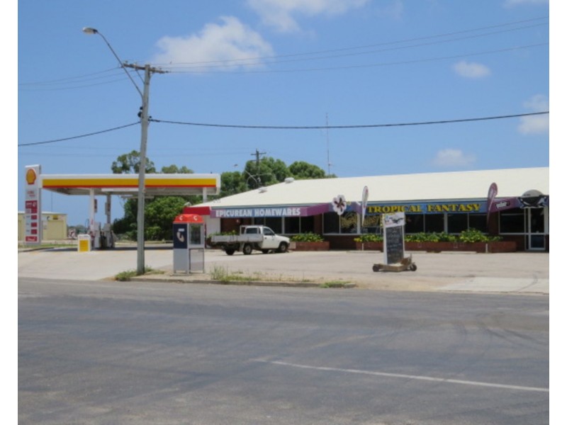 19081 Bruce Highway, Bowen QLD 4805