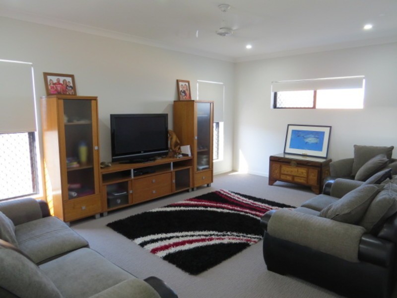 14 Ada Place, Bowen QLD 4805