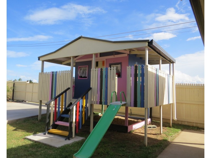 20 West Street, Bowen QLD 4805