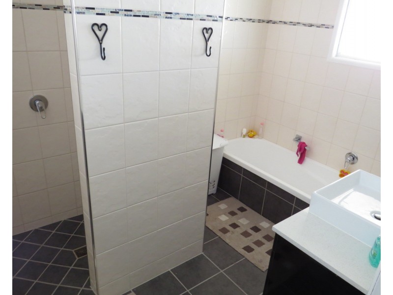 20 West Street, Bowen QLD 4805
