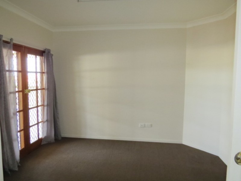 1 Craigie Court, Bowen QLD 4805