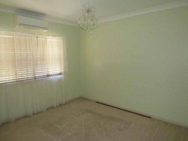 1 Craigie Court, Bowen QLD 4805