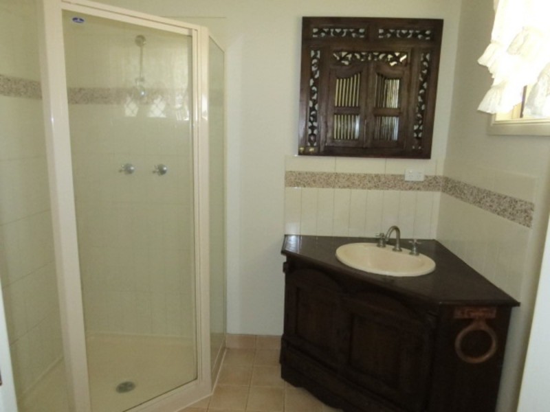 1 Craigie Court, Bowen QLD 4805