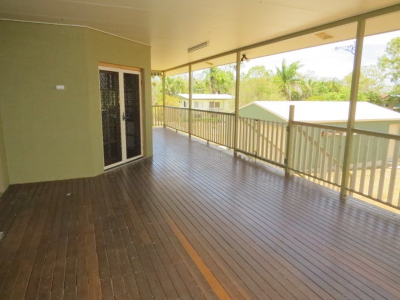 1 Craigie Court, Bowen QLD 4805