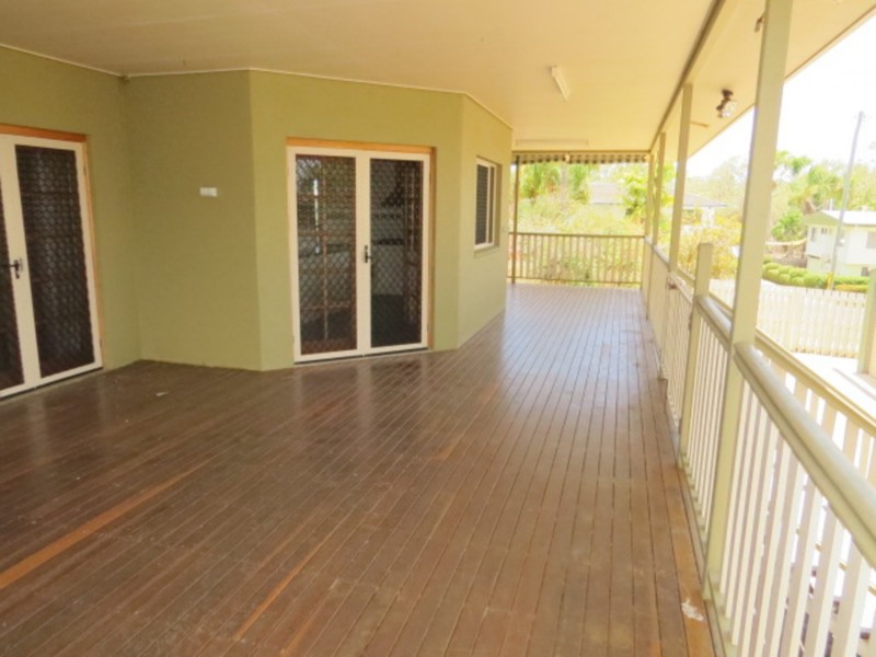 1 Craigie Court, Bowen QLD 4805