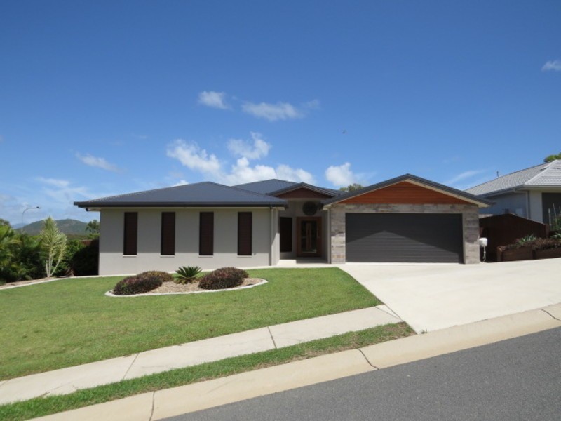 1 Siesta Court, Bowen QLD 4805