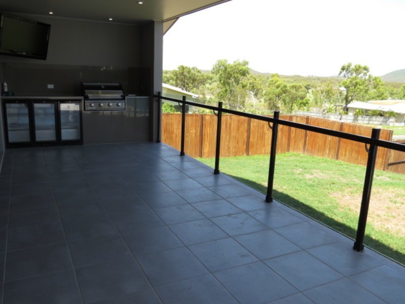 1 Siesta Court, Bowen QLD 4805