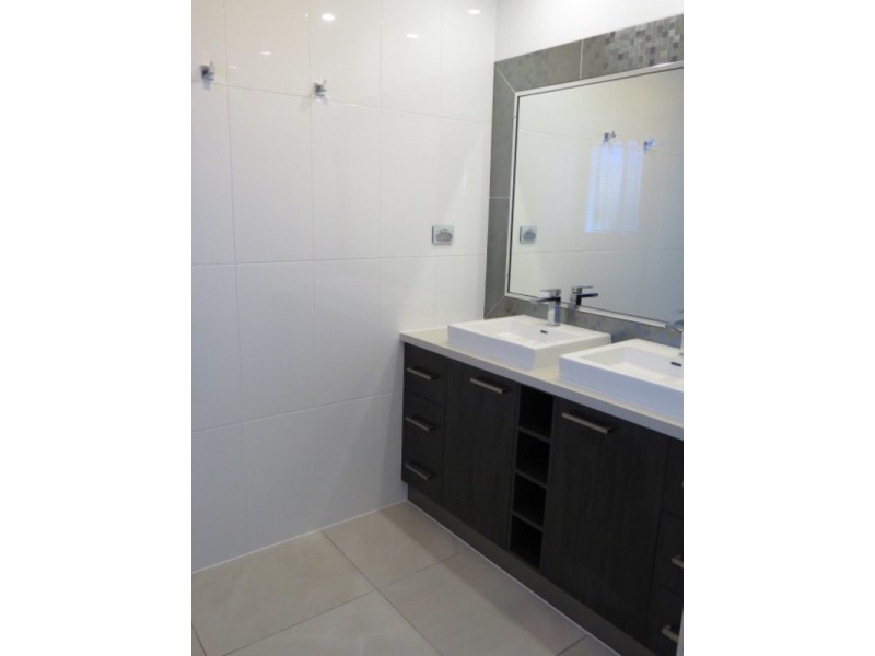 1 Siesta Court, Bowen QLD 4805