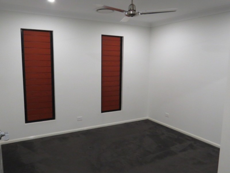 1 Siesta Court, Bowen QLD 4805