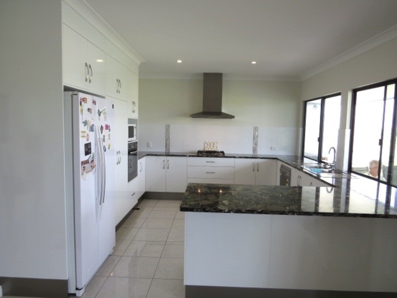 129 Inveroona Road, Bowen QLD 4805