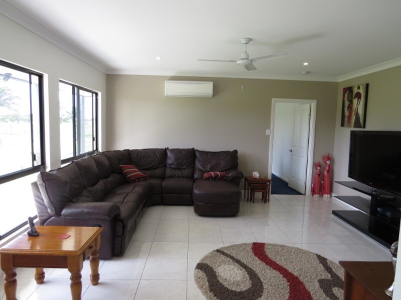 129 Inveroona Road, Bowen QLD 4805