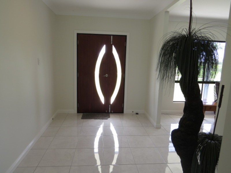 129 Inveroona Road, Bowen QLD 4805