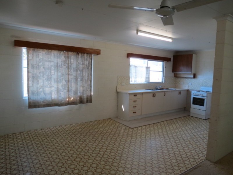 70 George Street, Bowen QLD 4805