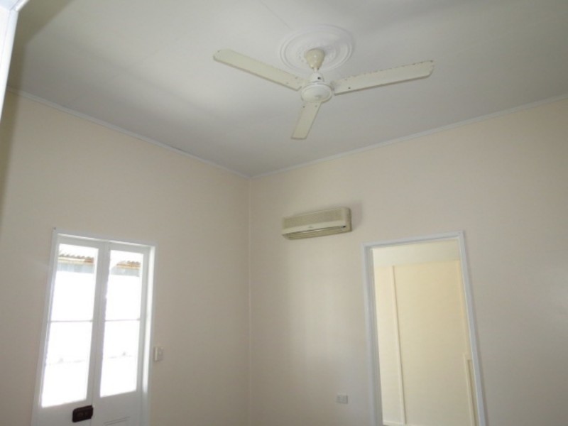 19 Powell Street, Bowen QLD 4805