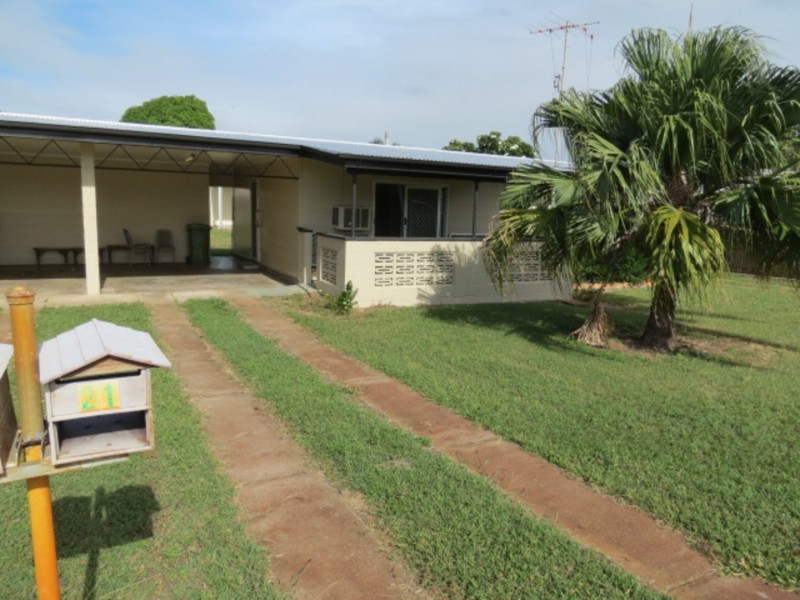 21 Tollington Road, Bowen QLD 4805