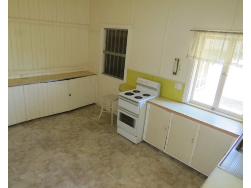 88 Herbert Street, Bowen QLD 4805