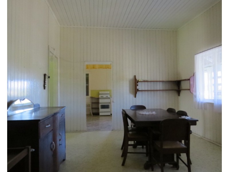 88 Herbert Street, Bowen QLD 4805