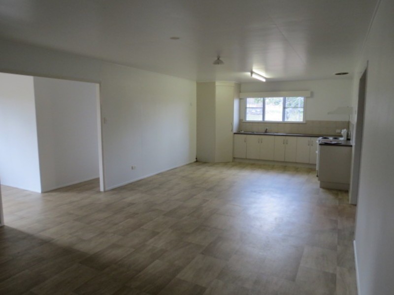 79 Hillview Road, Bowen QLD 4805