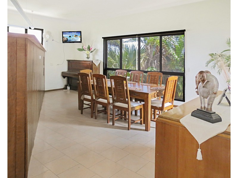 69 Hillview Road, Bowen QLD 4805