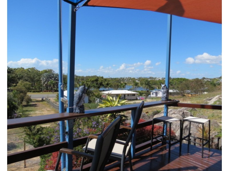 69 Hillview Road, Bowen QLD 4805
