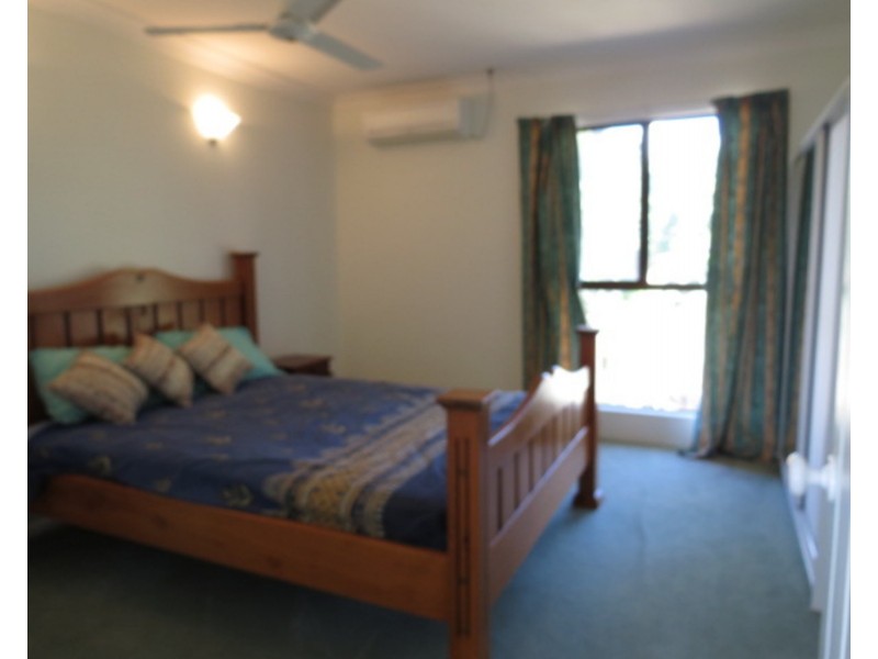 69 Hillview Road, Bowen QLD 4805