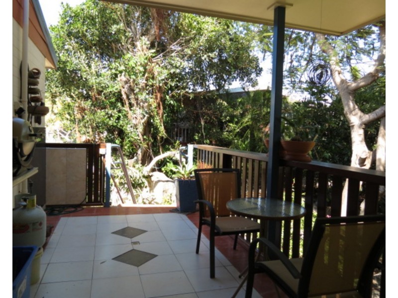 69 Hillview Road, Bowen QLD 4805