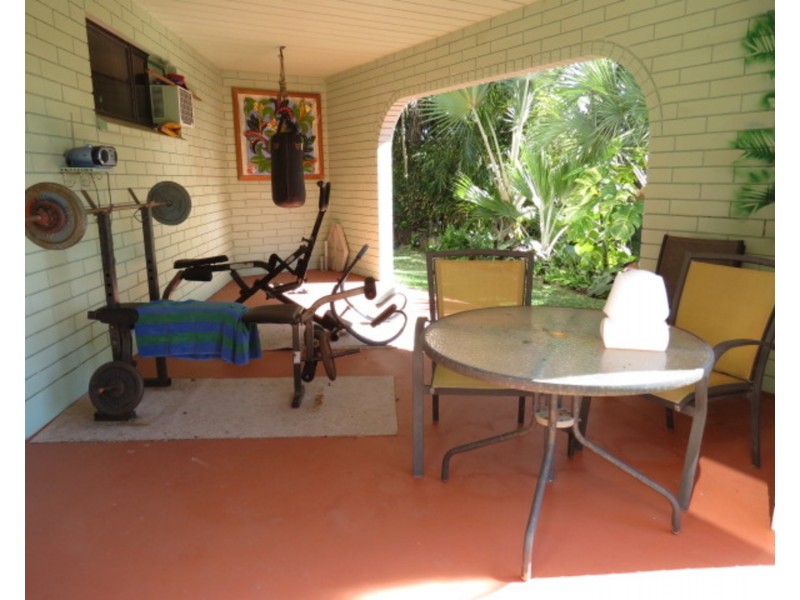 69 Hillview Road, Bowen QLD 4805
