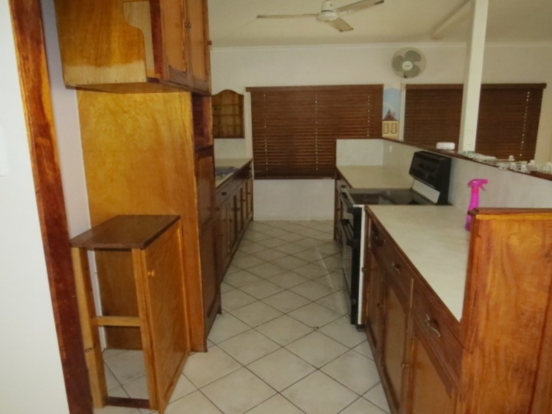 126 Powell Street, Bowen QLD 4805