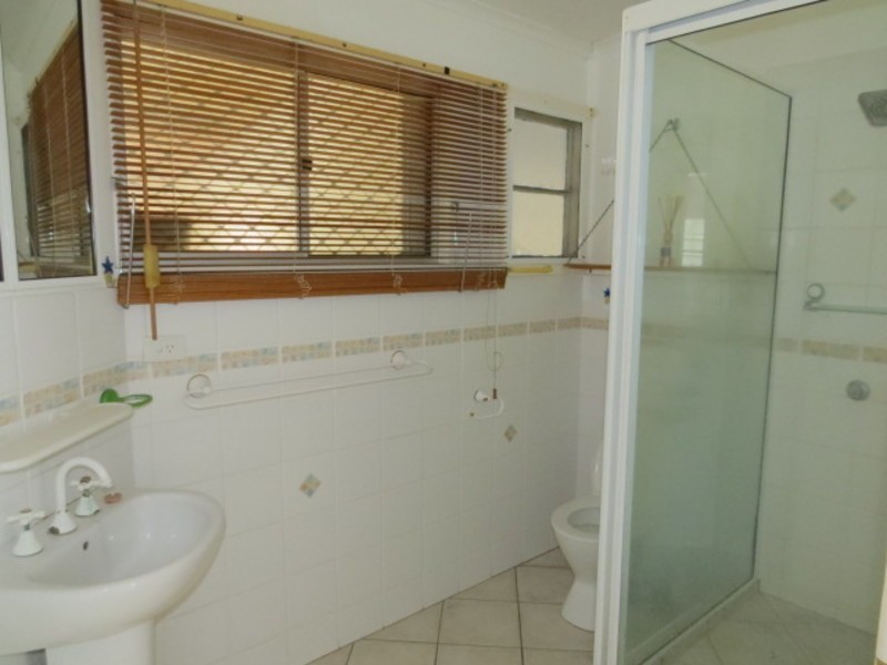 126 Powell Street, Bowen QLD 4805