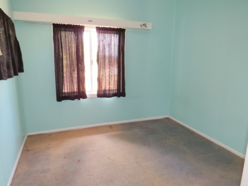 126 Powell Street, Bowen QLD 4805