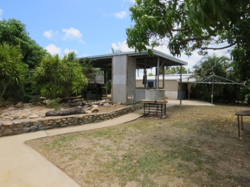 126 Powell Street, Bowen QLD 4805