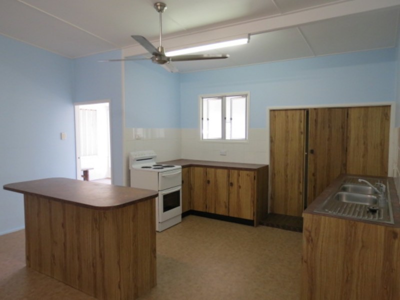 29 Leichhardt Street, Bowen QLD 4805