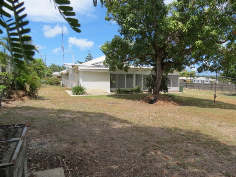 29 Leichhardt Street, Bowen QLD 4805