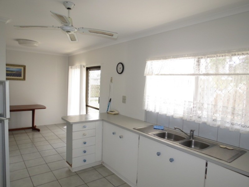 2 Clement Avenue, Bowen QLD 4805