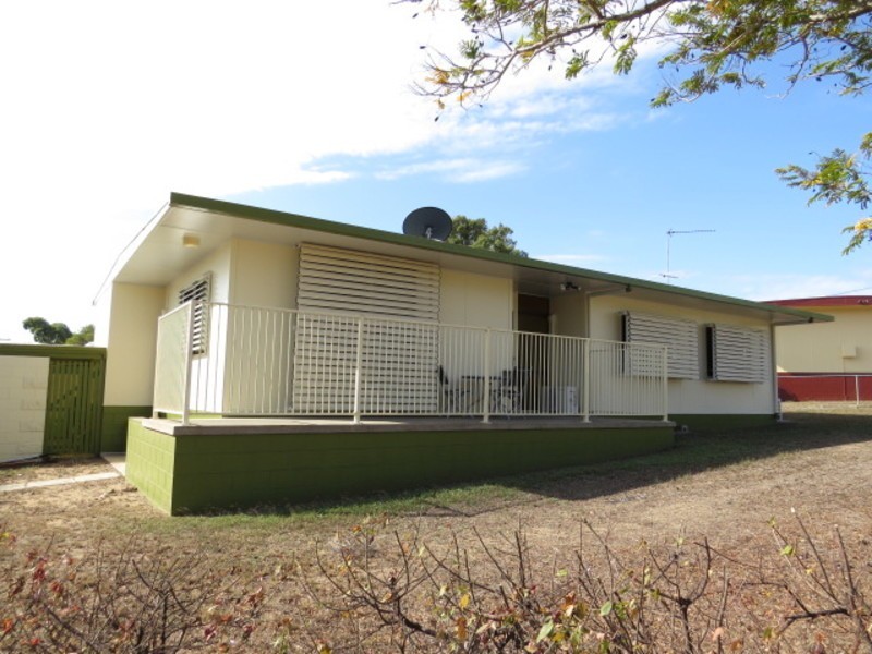 12 Sunset Crescent, Bowen QLD 4805