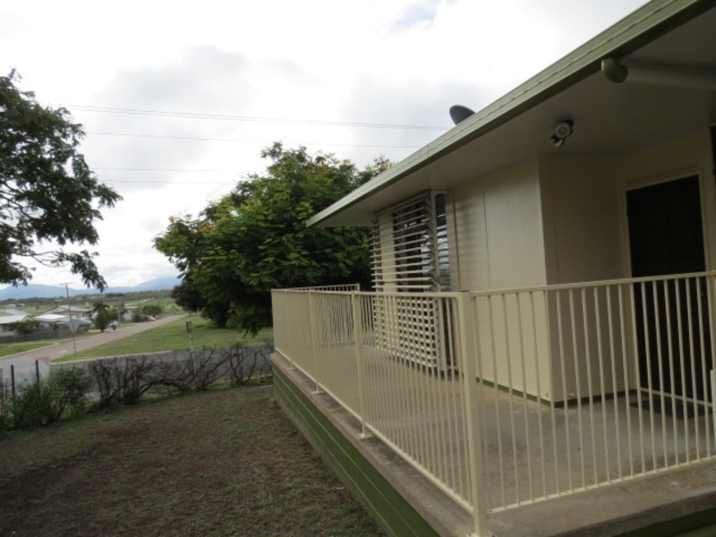 12 Sunset Crescent, Bowen QLD 4805