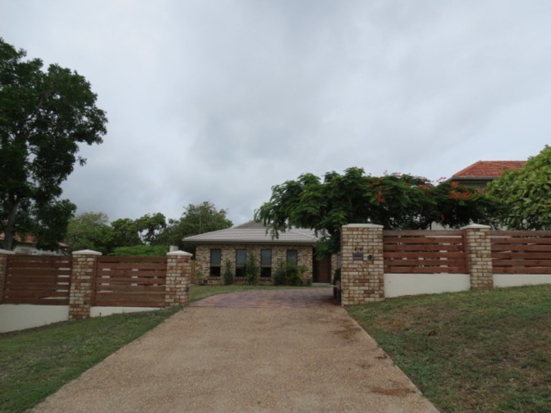 4A Kennedy Street, Bowen QLD 4805