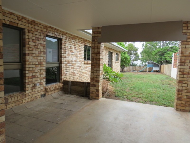 4A Kennedy Street, Bowen QLD 4805