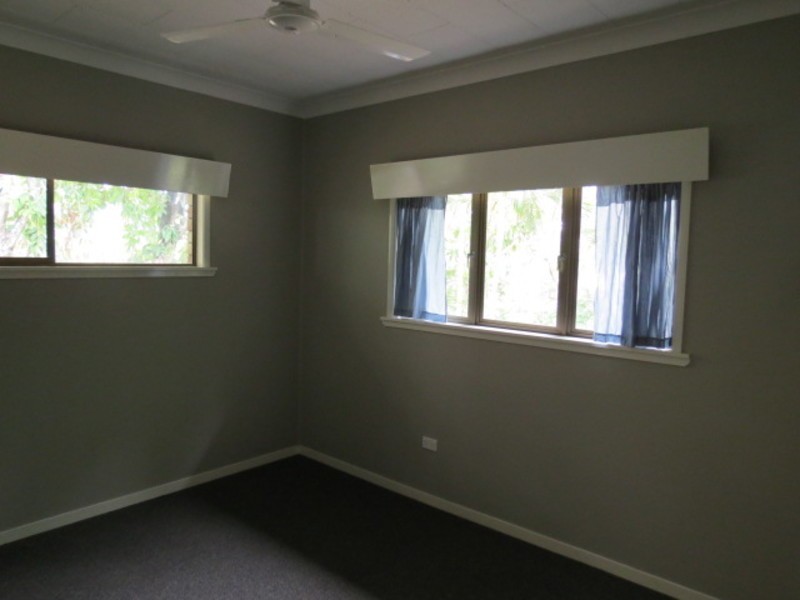 4A Kennedy Street, Bowen QLD 4805