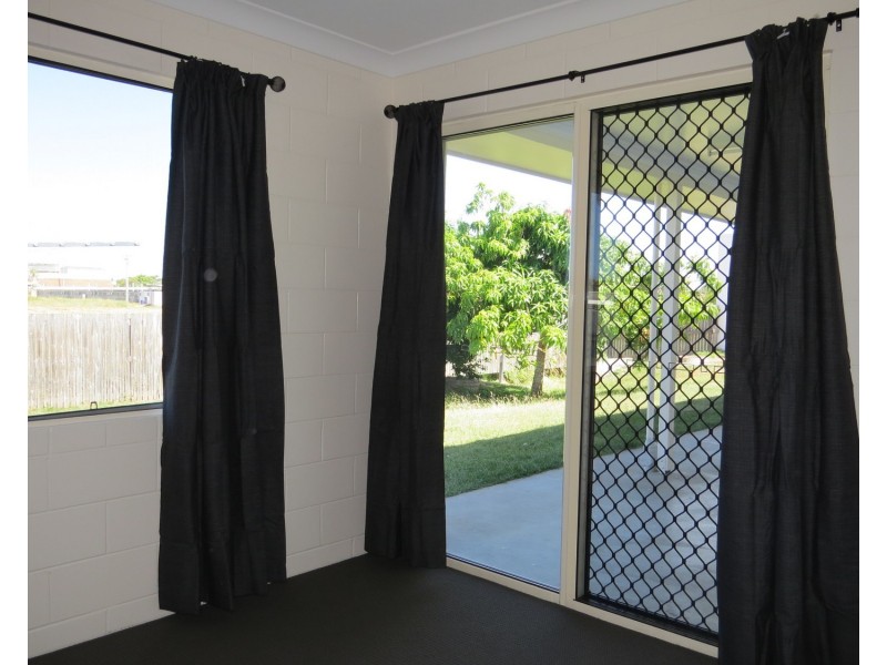 23 Hillview Place, Bowen QLD 4805