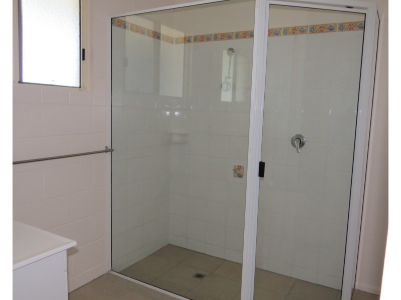 23 Hillview Place, Bowen QLD 4805