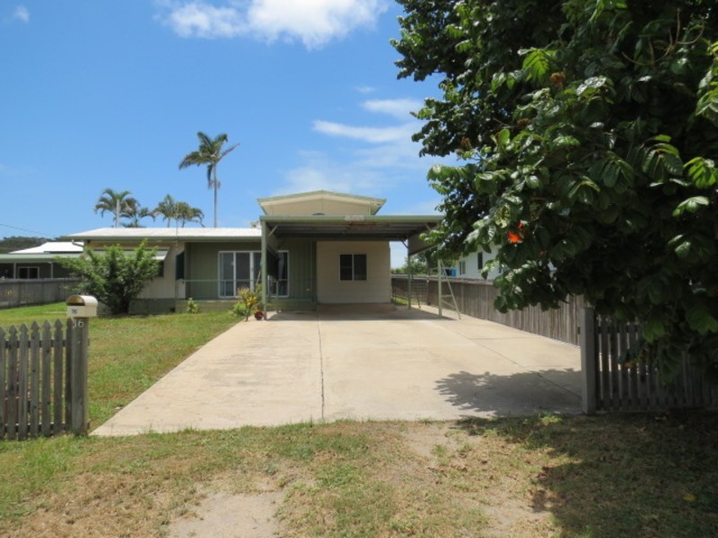 16 Wentworth Street, Bowen QLD 4805