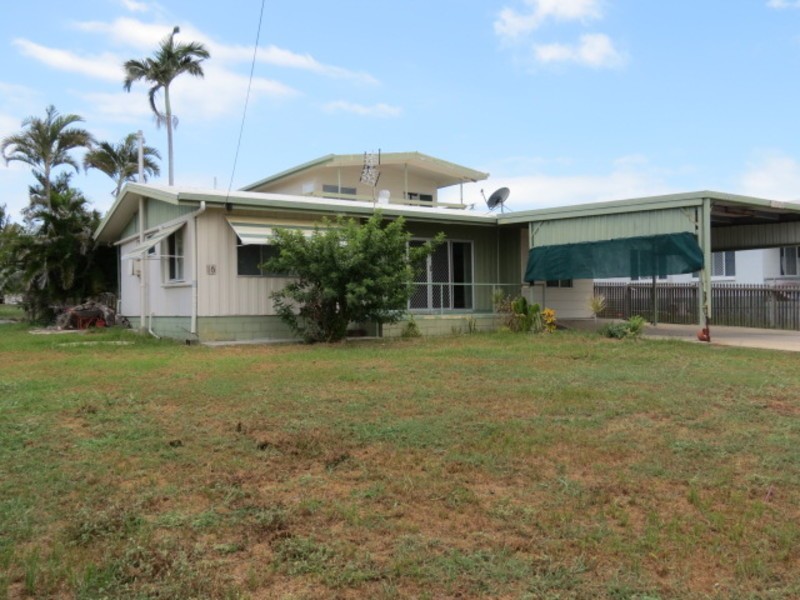 16 Wentworth Street, Bowen QLD 4805