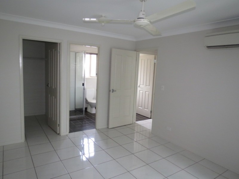 8 Johnston Street, Bowen QLD 4805