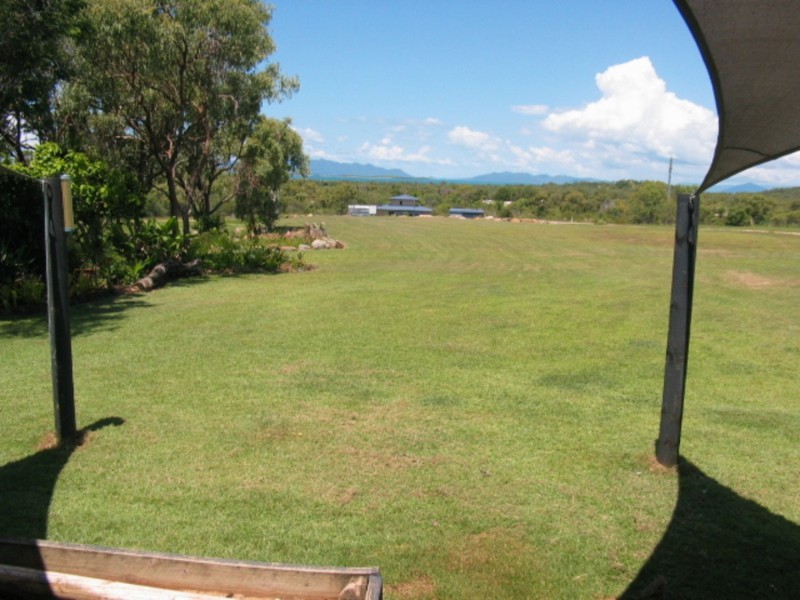 54 Drays Road, Bowen QLD 4805