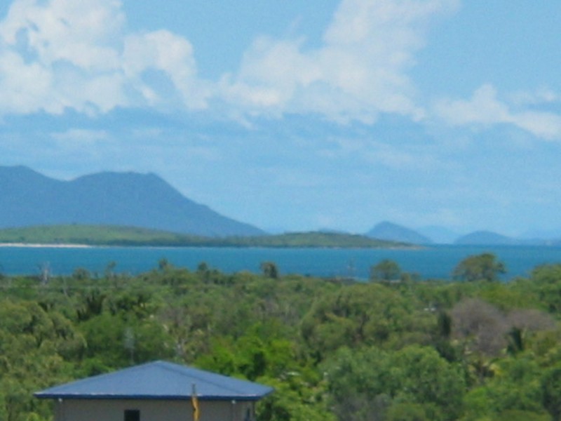 54 Drays Road, Bowen QLD 4805