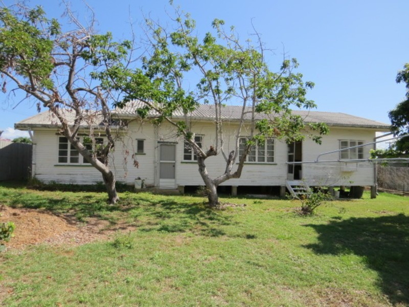 112 Hillview Road, Bowen QLD 4805