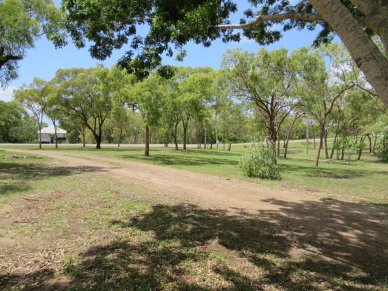 38 Drays Road, Bowen QLD 4805