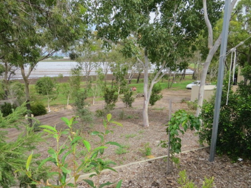 14 Craigie Court, Bowen QLD 4805